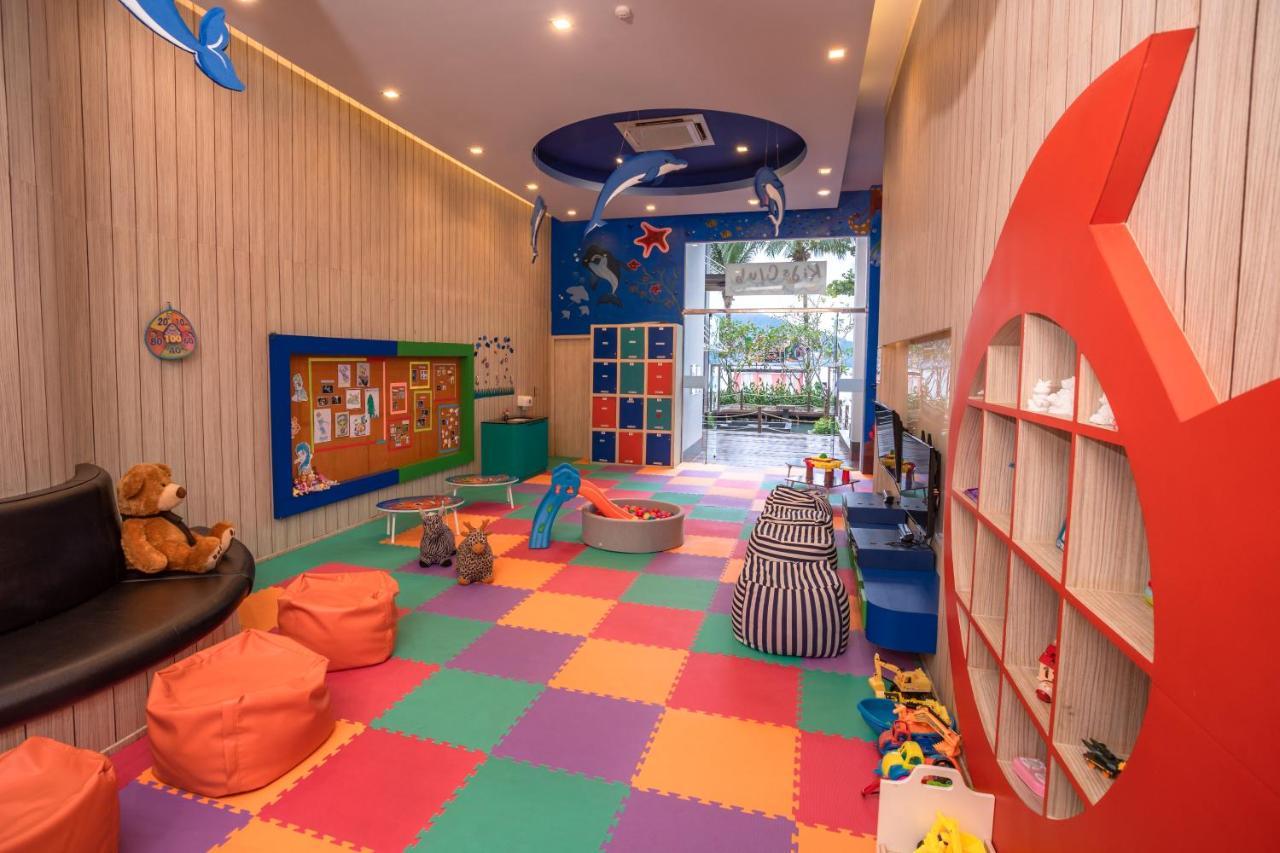 Novotel Phuket - Sha Extra Hotel 4*